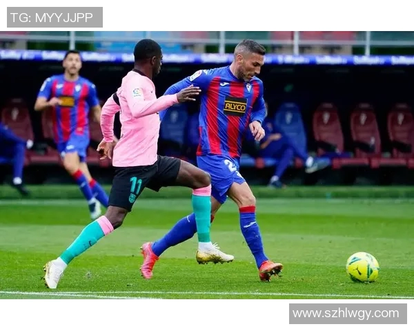 巴萨迎战埃瓦尔央视直播精彩赛事回顾与分析
